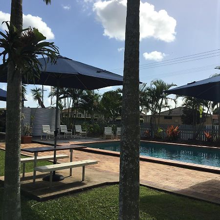 Cane Village Holiday Park Bundaberg Kültér fotó